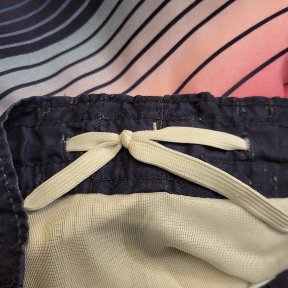 (2) Old Navy Tag You're It Boys Swim Trunks Sizes L (10-12) - Picture 12 of 15